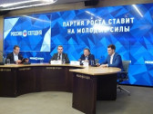 Секретное оружие эволюционного переворота: Деловое братство и Академия роста?